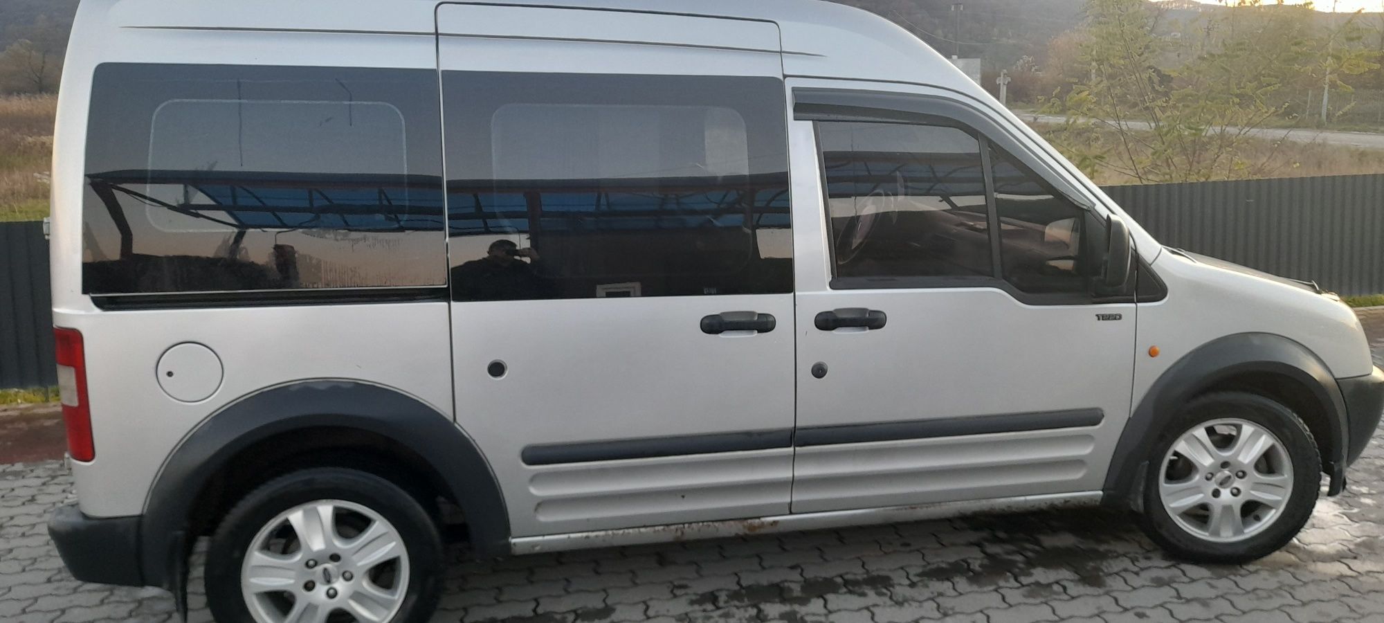 Продам Ford Transit Connect MAXI