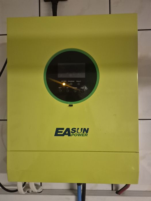 Falownik hybrydowy Easun  3,6kw