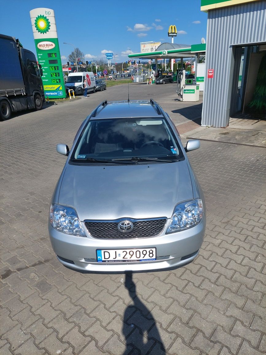 Toyota Corolla Salon Polska automat  97 tys km kombi 100% ASO Sol