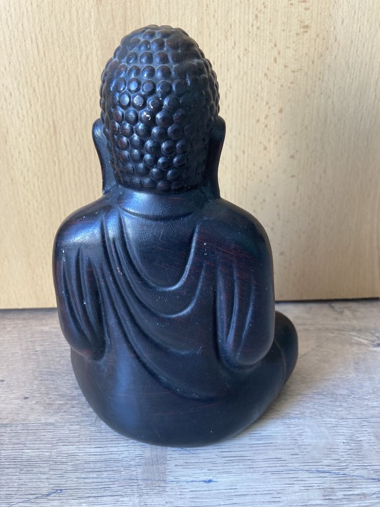 Figurka budda wys. 21 cm