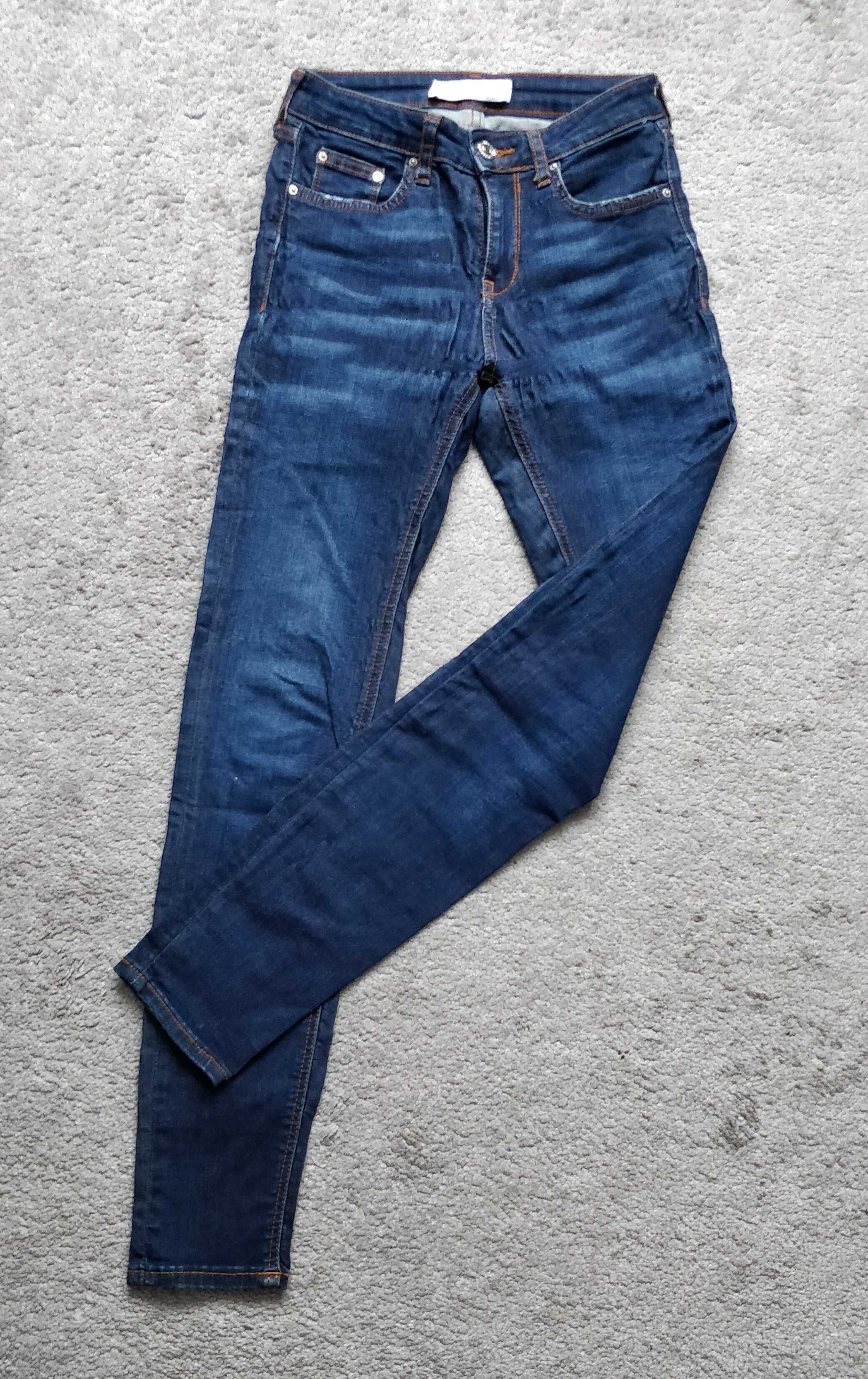 Spodnie ZARA jeansowe, rozmiar 34, dżinsowe, dziewczęce, skinny