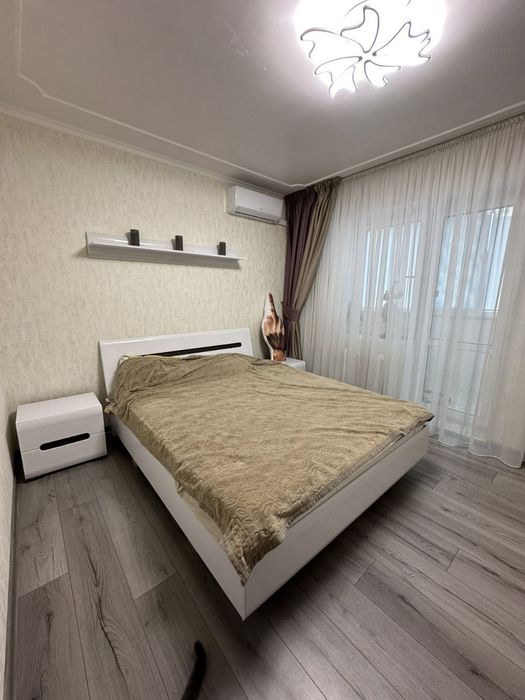 Двухкомнатная квартира С.Палия/Высоцкого