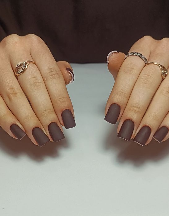 Запрошую до себе на манікюр та педикюр