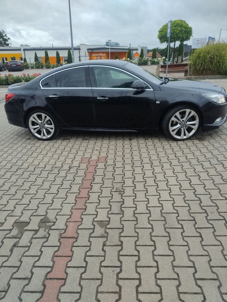 Opel Insignia A 2.0T 220KM 4x4
