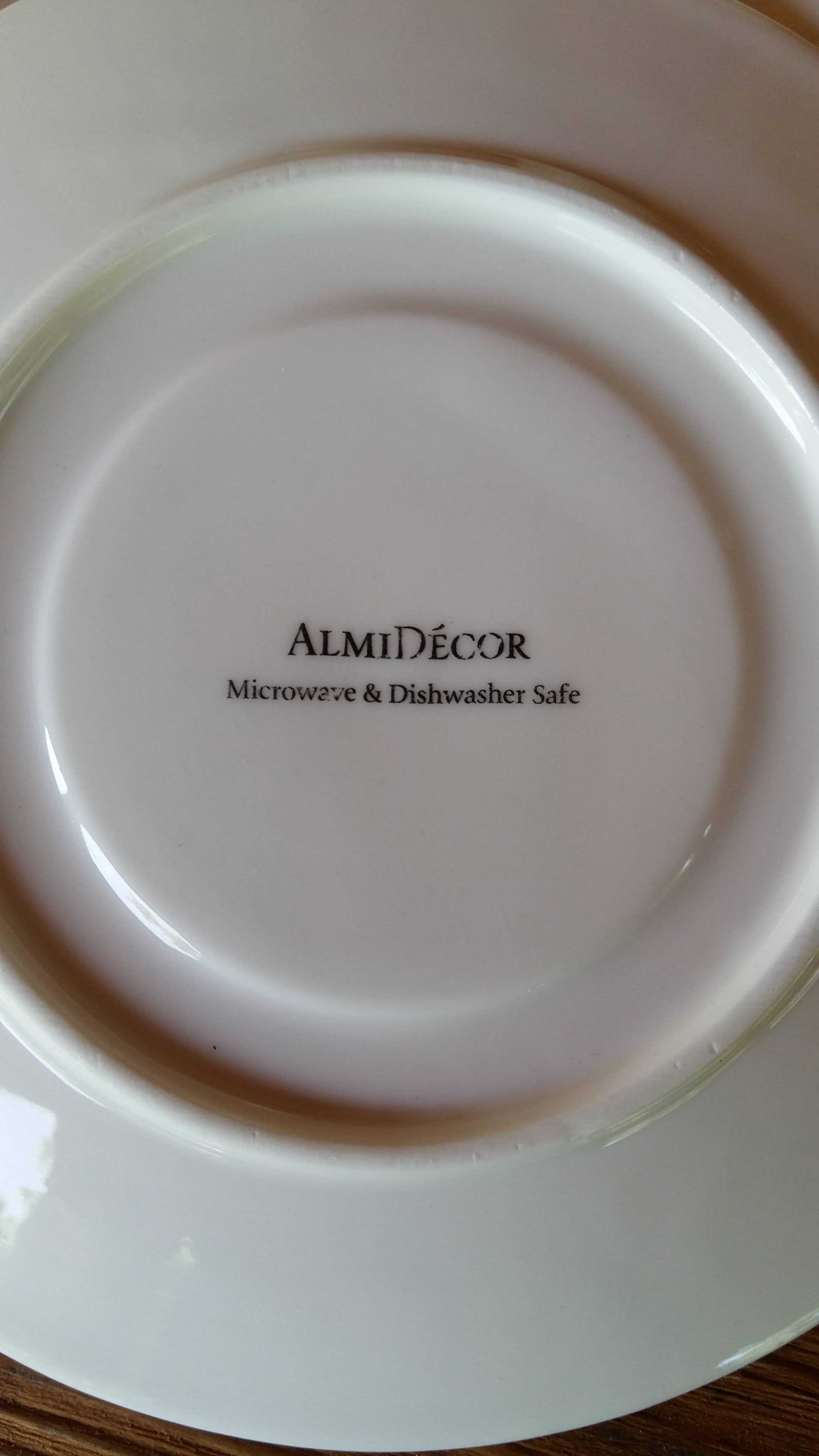 Serwis do espresso marki AlmiDecor.