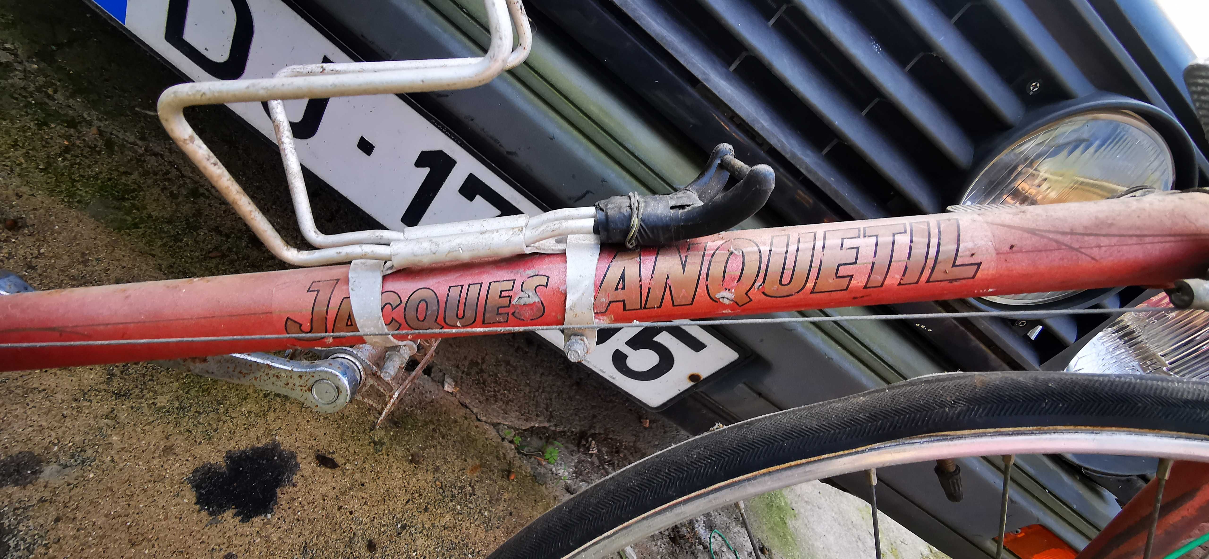 Bicicleta de corrida antiga (Jacques Anquetil)