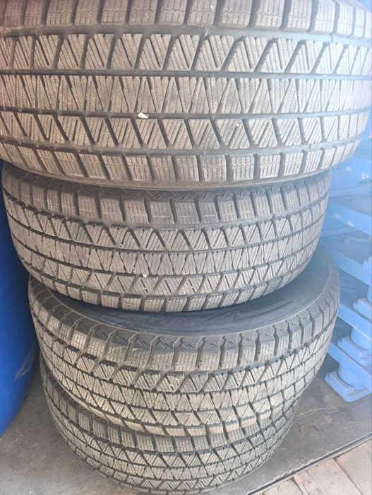 275/60 R20 Bridgestone blizzak DM-V3  шини бу зима