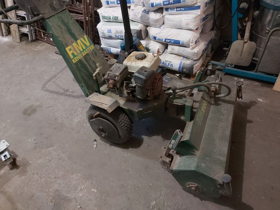 Zamiatarka RMV hydrauliczna