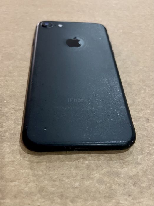 Iphone 7 em bom estado!