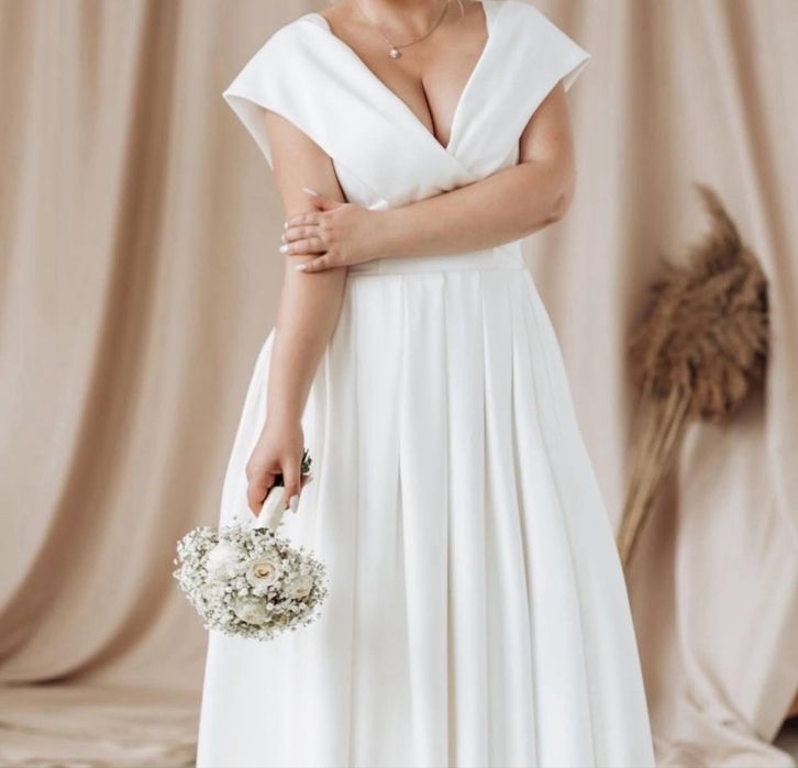 Сукня весільна  в ідеальному  стані після хімчистки