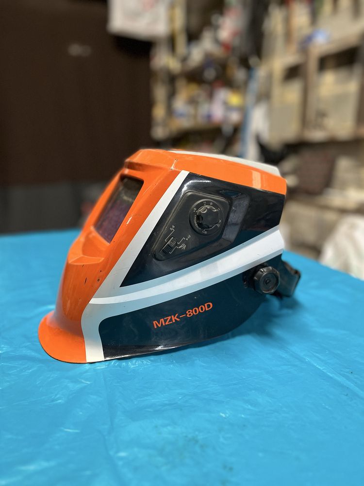 Маска зварювальна Limex Pro Line MZK-800D