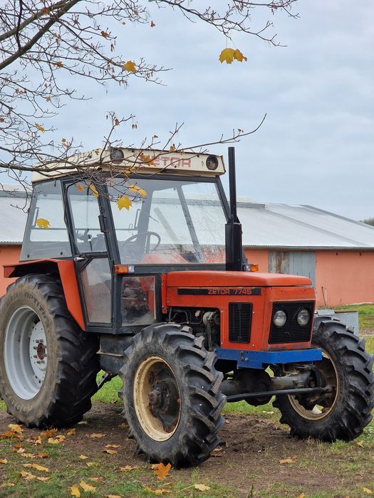 Ciągnik Zetor 7745