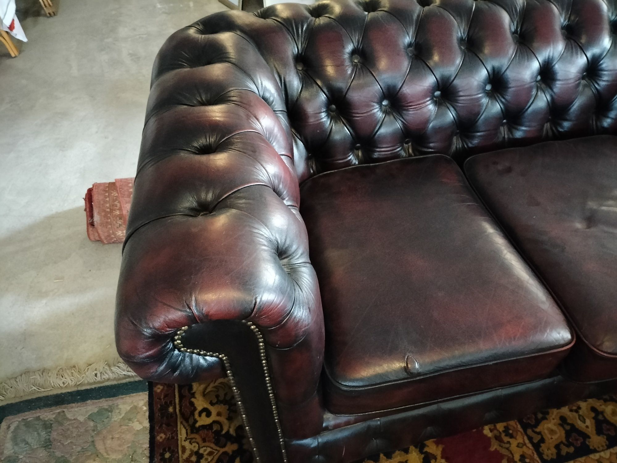 Chesterfield sofa 3 2 i fotel