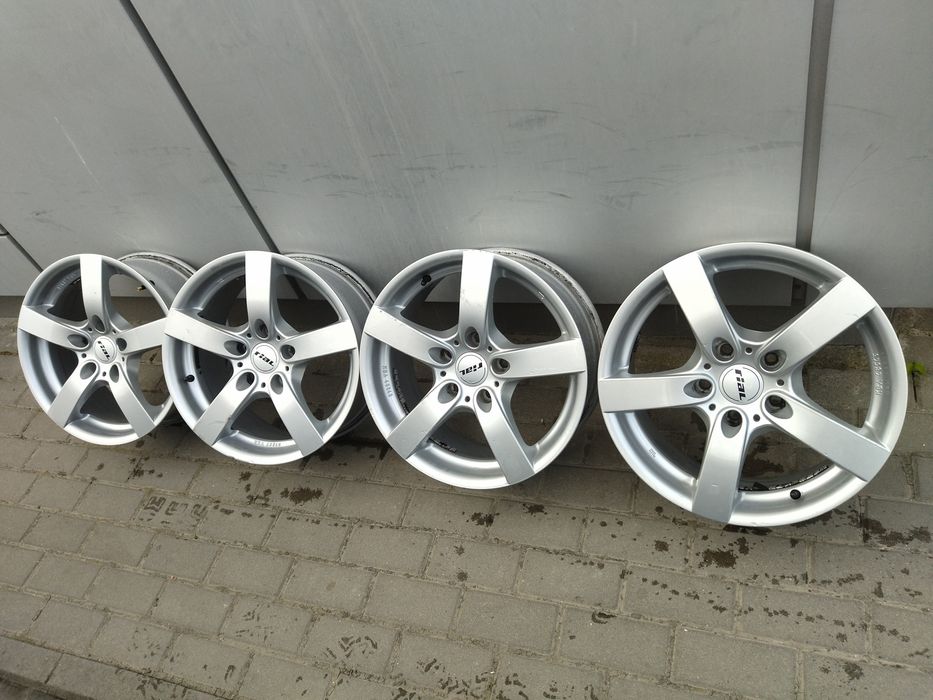 Диски R 17 дуже хороший стан!