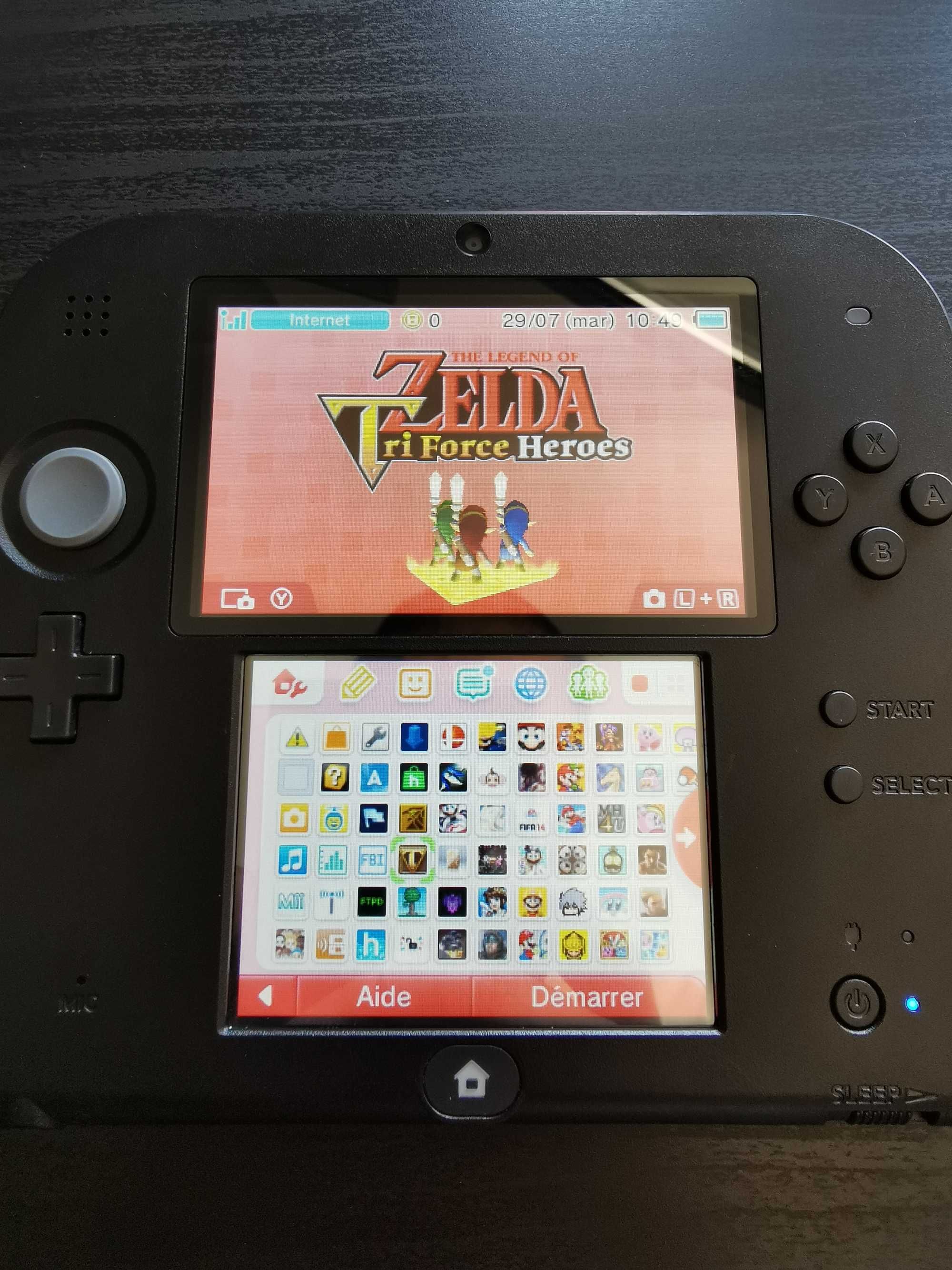 Nintendo 2ds desbloqueada 128gb + jogos. Ótimo estado!