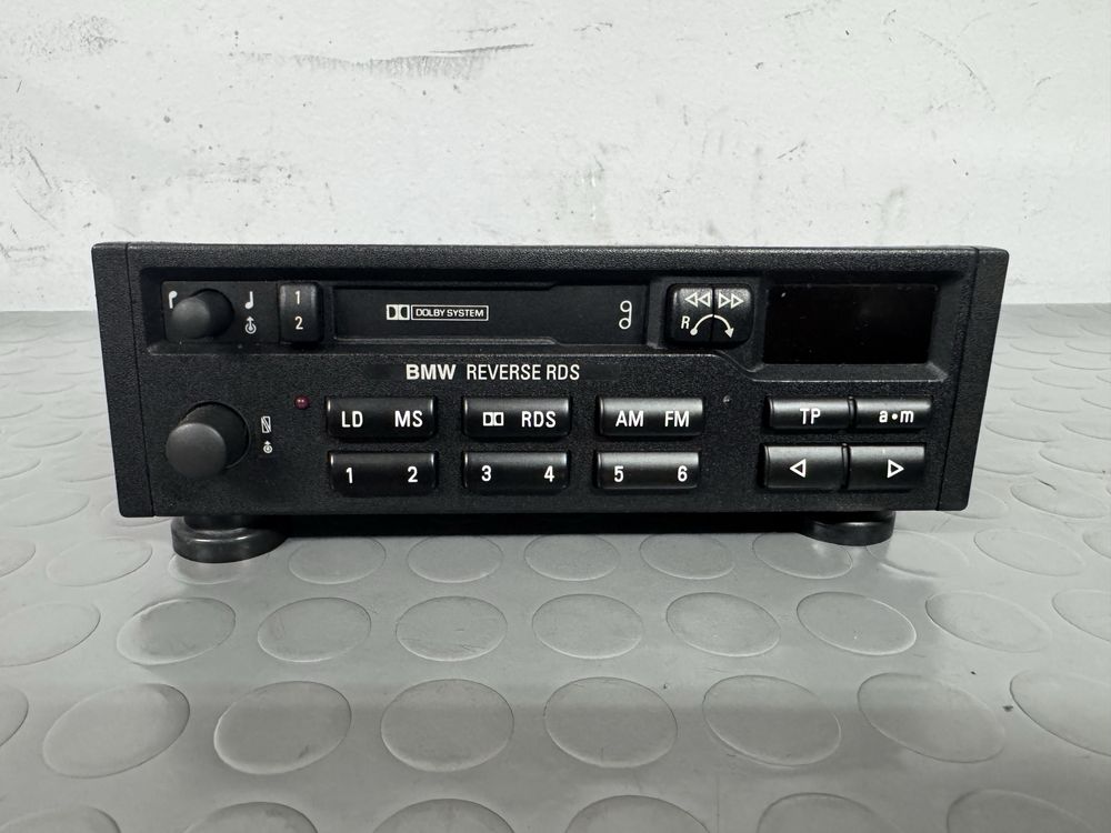 Rádios Bmw Clássicos E30,E28,E32,E34,E31,E36,E34