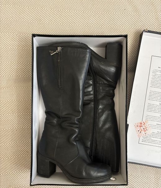 Сапожки жіночі гарні