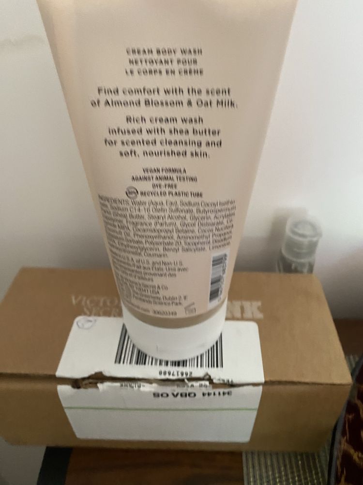 Victorias Sectet zel kremoey 236 ml