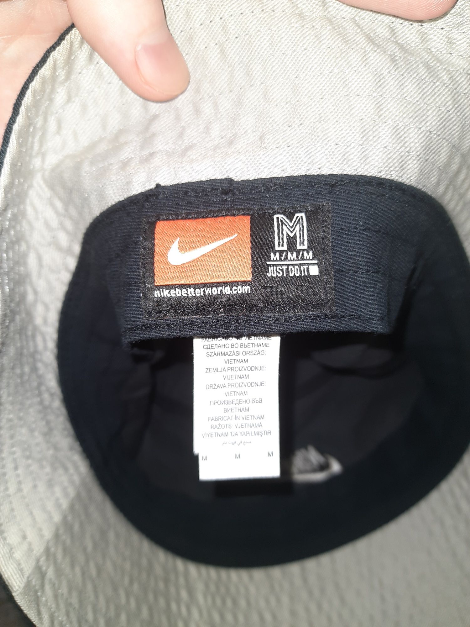 Панама новая Nike sportswear, оригинал, М размер
