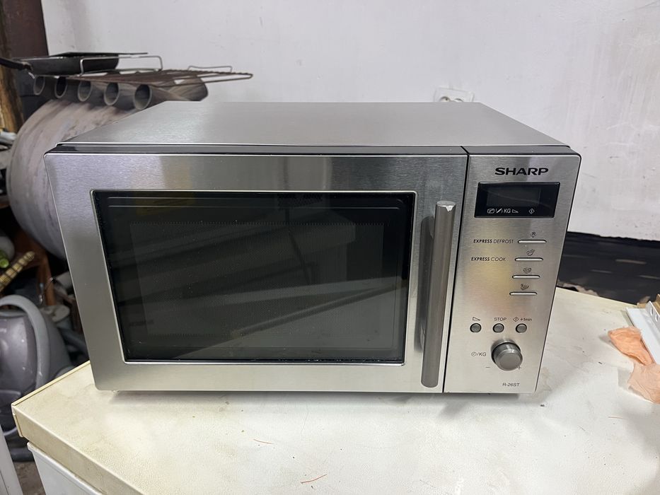 Мікрохвильовка Sharp