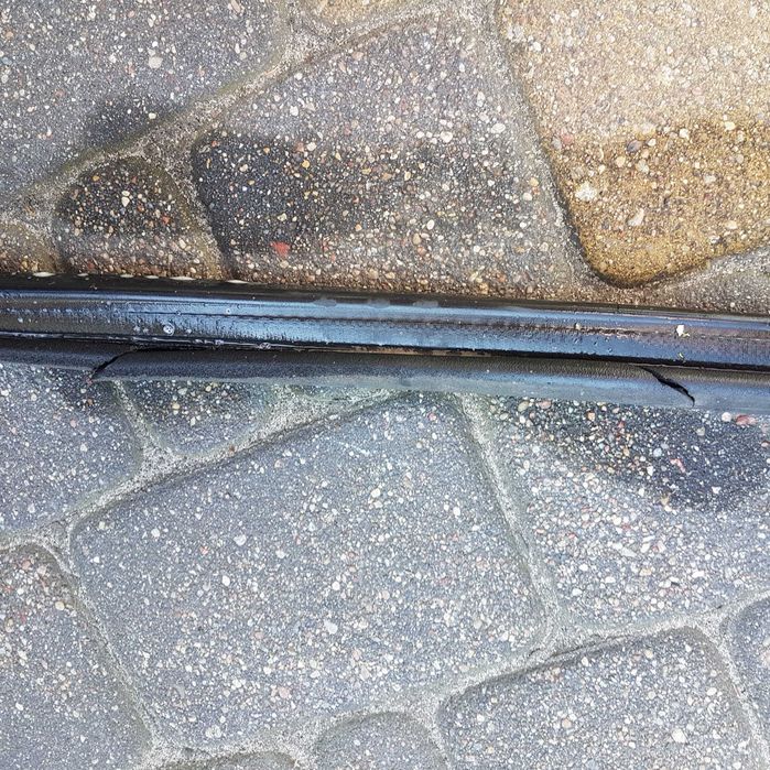 uszczelka guma szyby dachu słupka A mg mgf cabrio