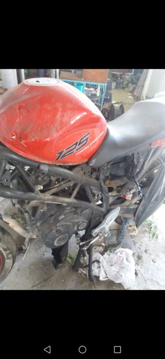 Vendo mota acidentada para peças da marca vortex naked 125