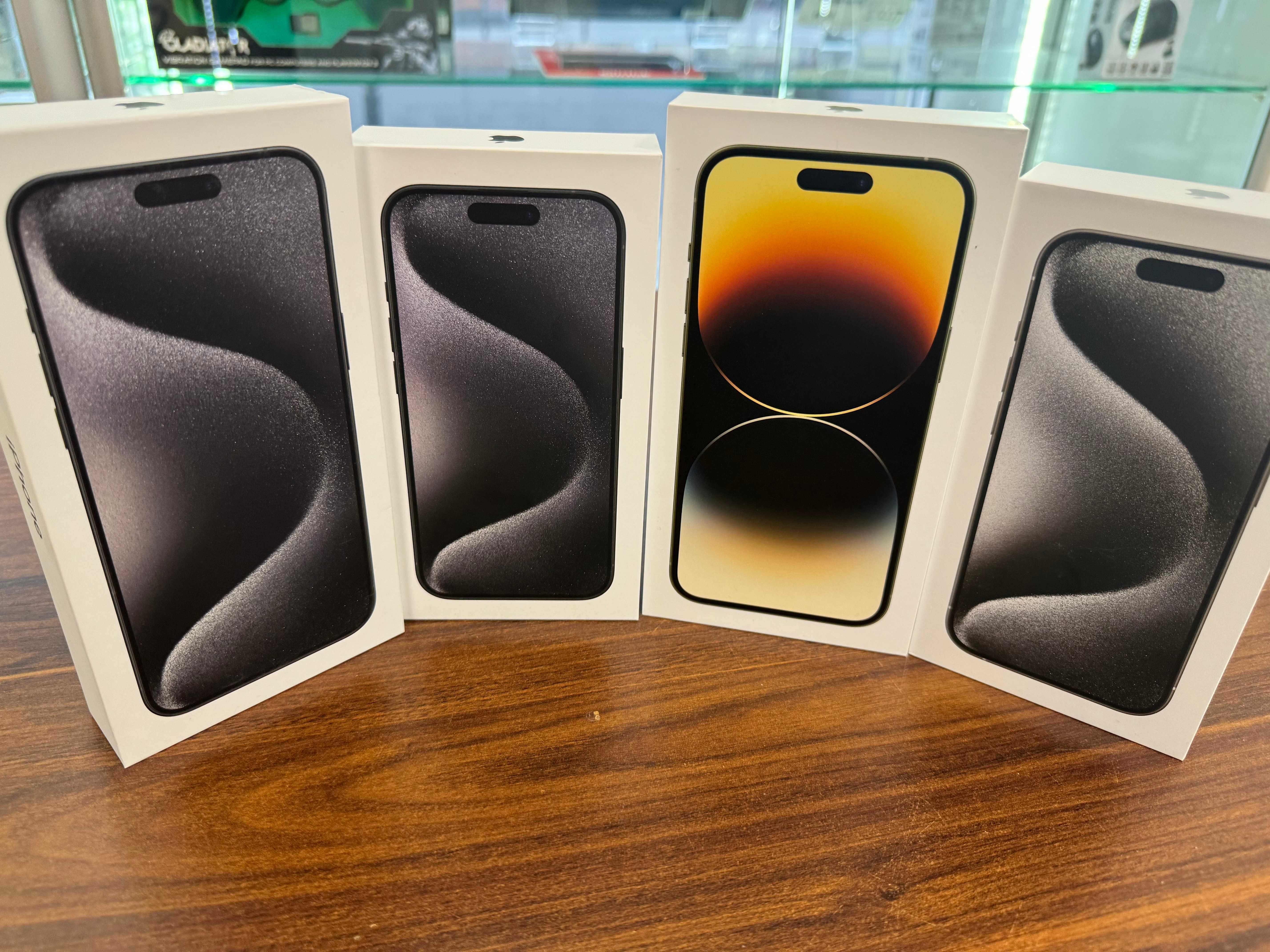 Zupełnie NOWY Apple iPhone 15 Pro Max 256 GB 5G niebieski