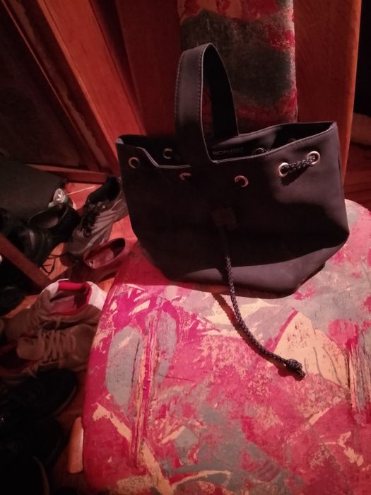 A Italiana das costas Altas!-Cadeira Design italiano22E-Mala2E Desde2E