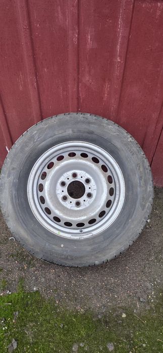 Запаска  на спринтер 907 235/65/16c  нова