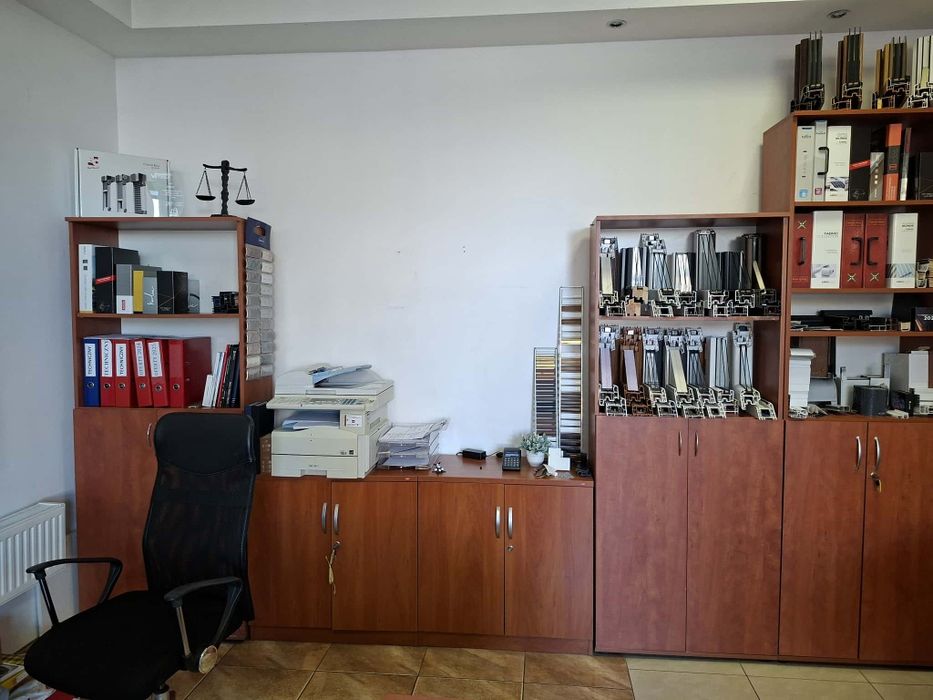 Meble biurowe na sprzedaż