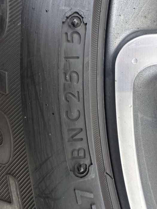 Bridgestone Blizzak VRX 245/50 R18 4 шт.