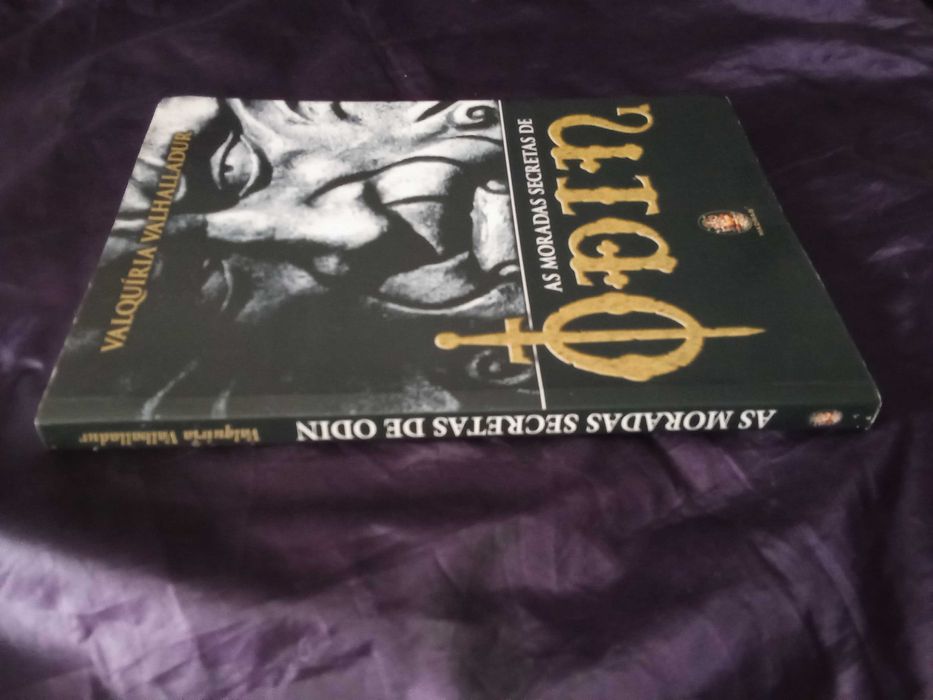 As Moradas Secretas De Odin - Valquíria Valhalladur