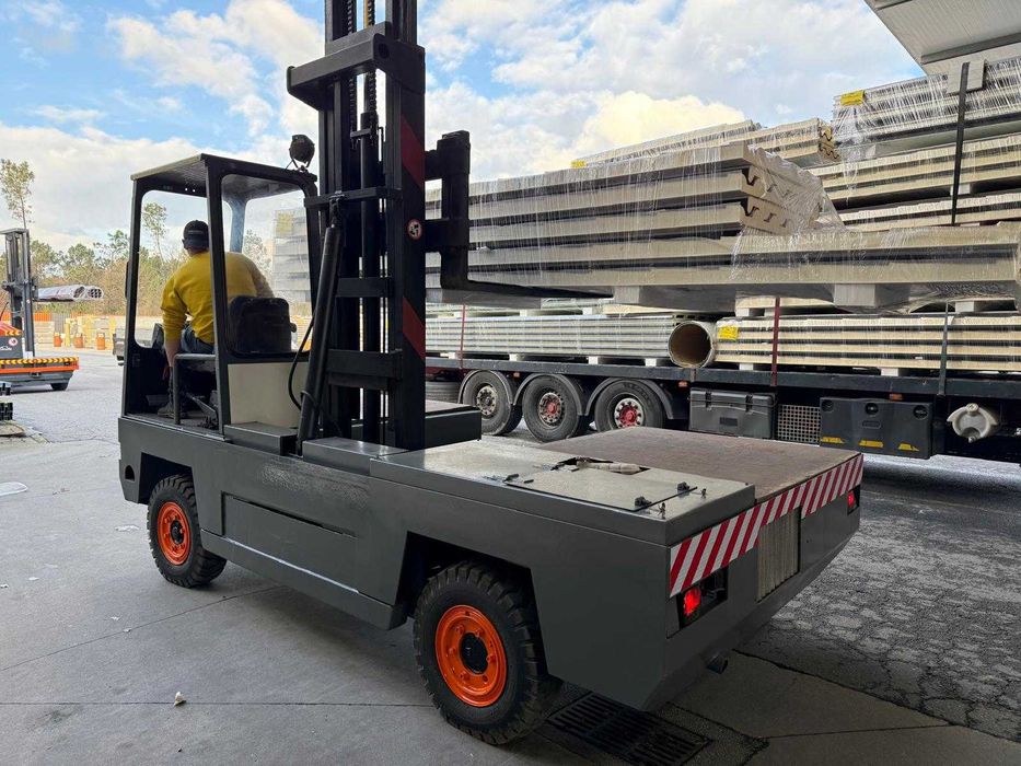 Empilhador lateral 3 ton