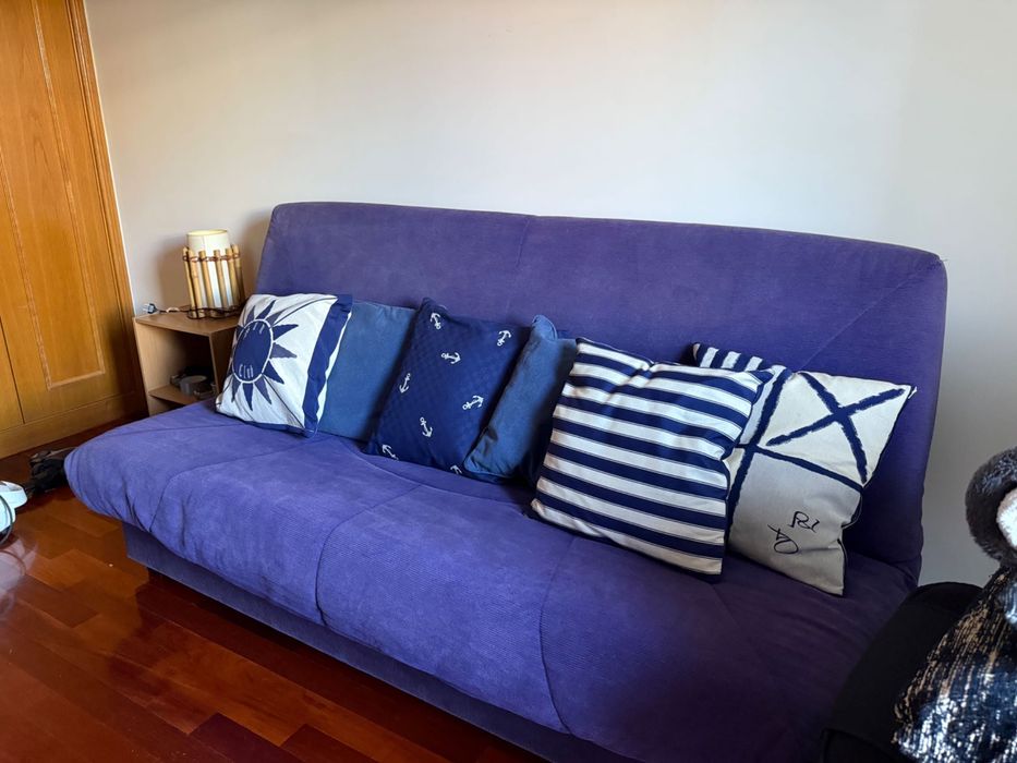 Sofá/Cama Azul -