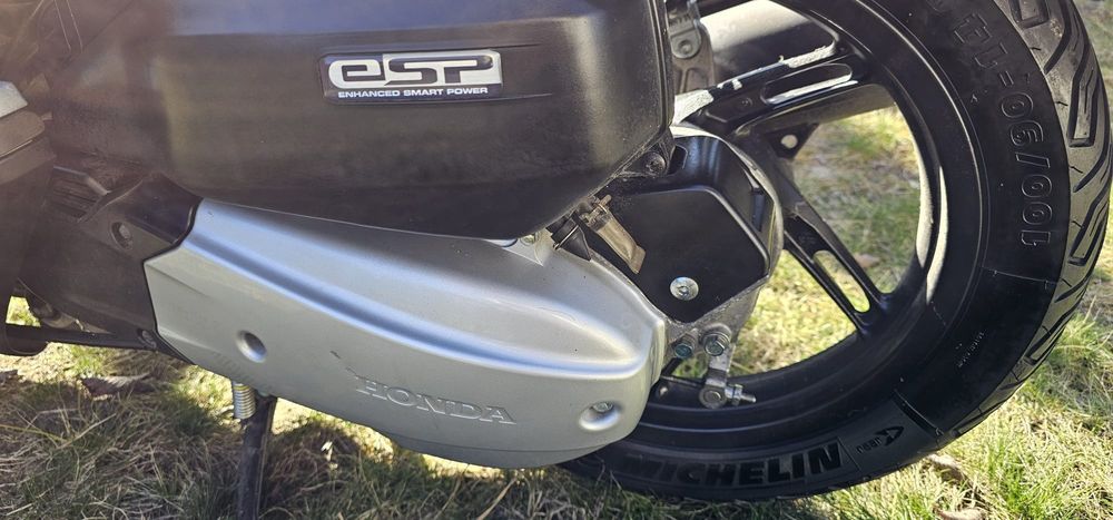 Skuter Honda PCX 125cm jak NOWA przebieg 3 tys.km jak Forza N-max X-ma