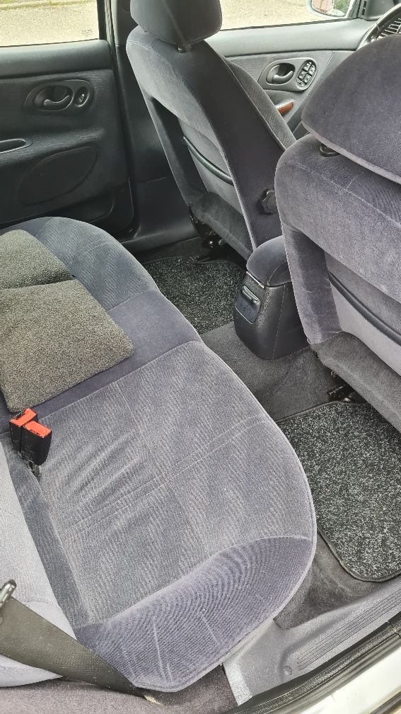 Ford MONDEO GHIA doinwestowany