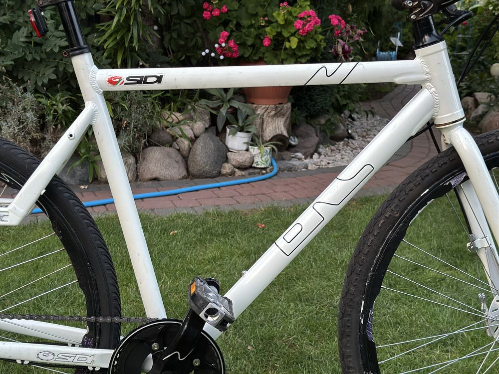Rower trekking szosowy alu shimano nexus alfine