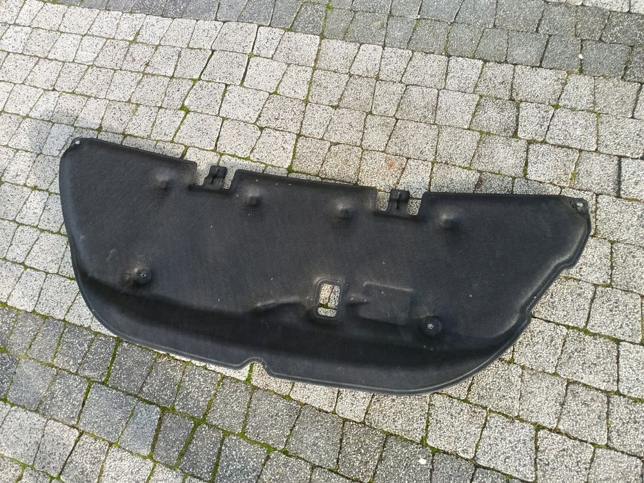 Wygłuszenie maski toyota Yaris IV