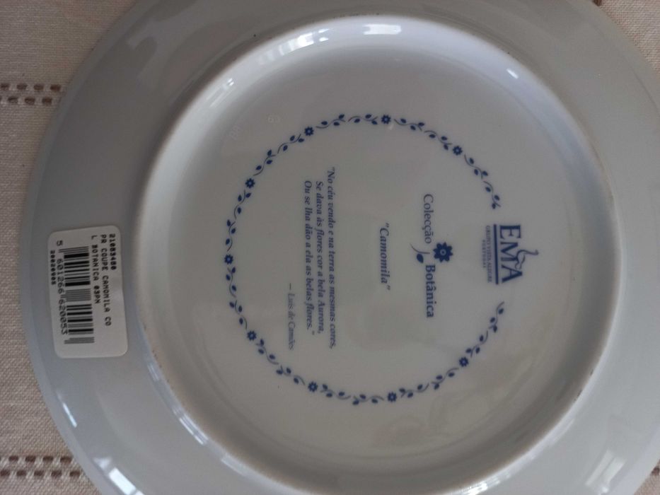 Dois Pratos da colecção botânia EMA