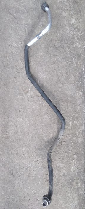 Трубка кондиціонера Audi А6 / 100 с4 2.5 TDI AAT AEL