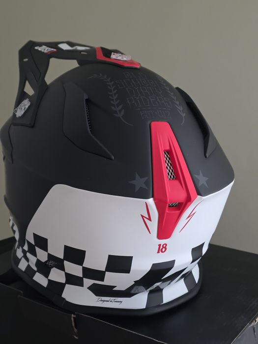 кроссовый шлем Just1 J18 Old School Black