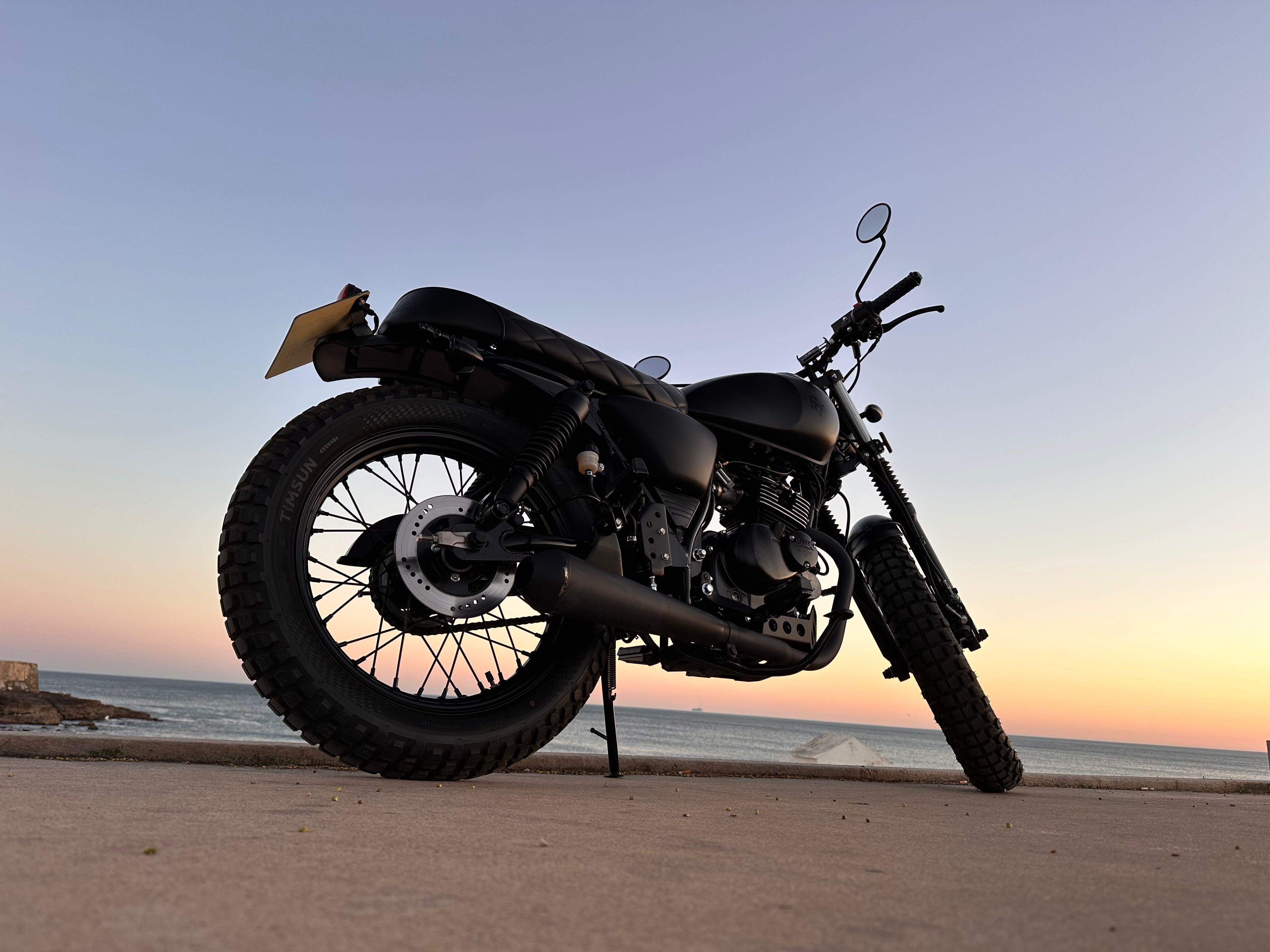 Mutt Sabbath 125 scrambler