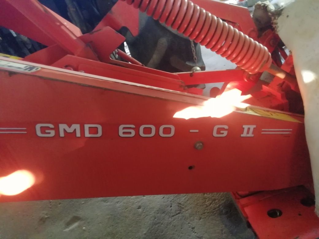 Gadanheira kuhn Gmd 600