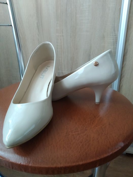 Buty 39 czółenka