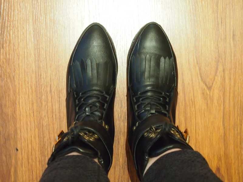 Botas pretas Góticas STEAMPUNK 38 Novas