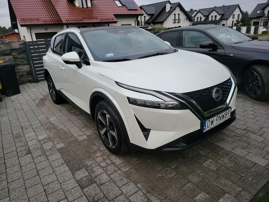 Nissan Qashqai Nissan Qashqai 1.3 Premiere Edition Salon PL