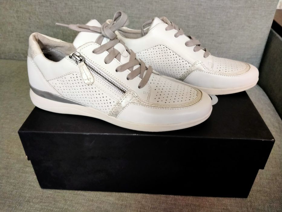 Туфлі-кросівки жіночі Jana(Німеччина). р.40