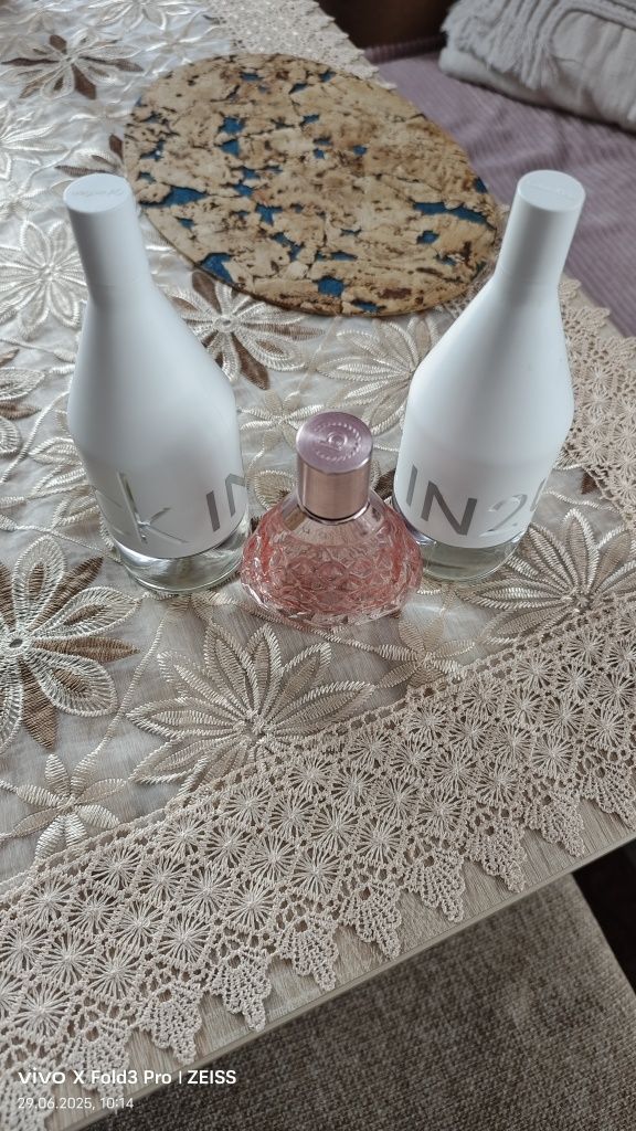 Butelki flakony po oryginalnych perfumach
