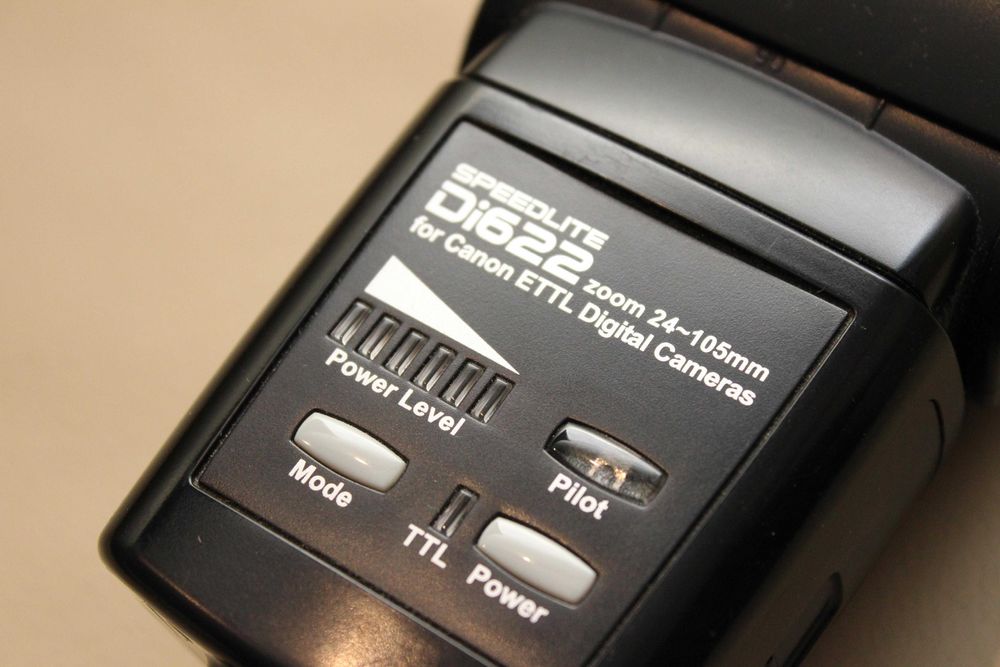 Lampa do lustrzanki Canon - Nissin Speedlite Di622
