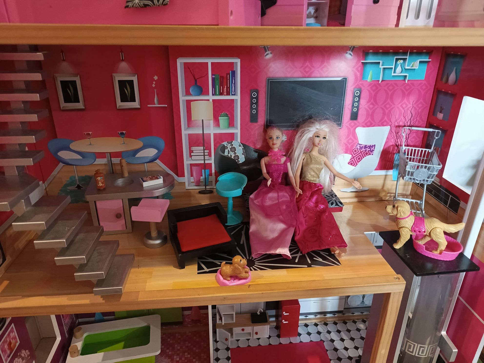 Duży domek dla lalek Barbie